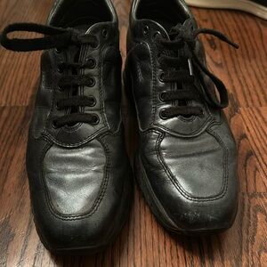 Silver Hogan  leather fashion sneakers super comfy and platform sole